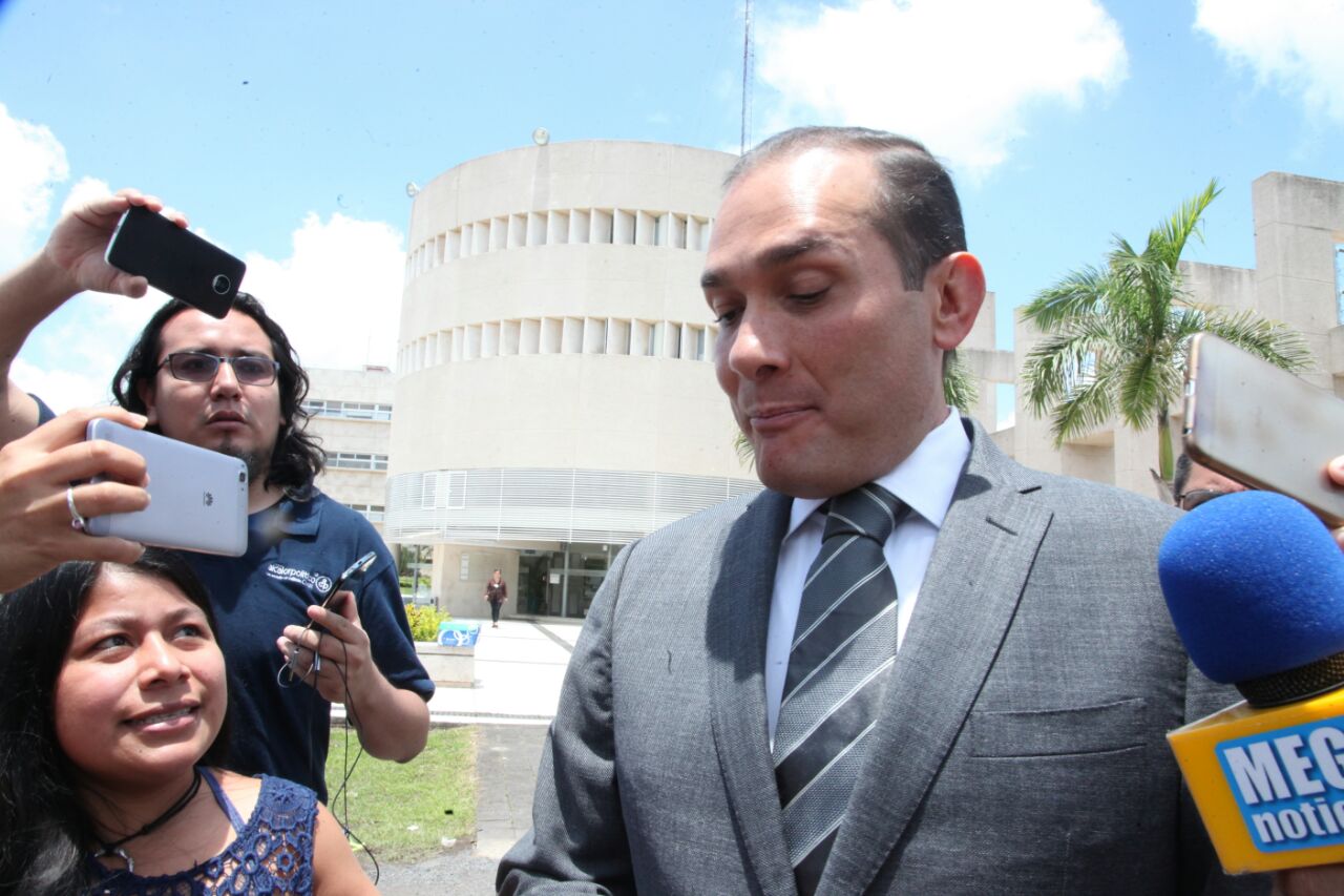 Acude A Fiscal A Luis Ngel Bravo Contreras Niega Que Sea Para