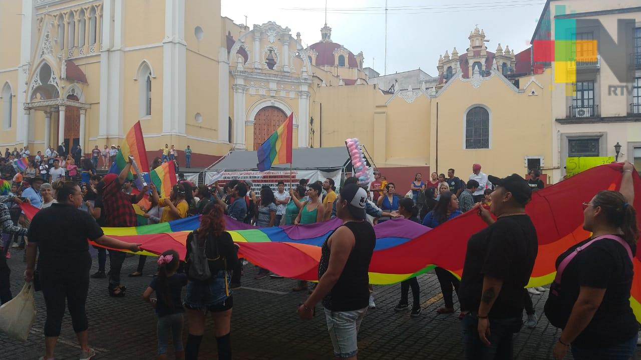 Cientos De Personas Participaron En La XIII Marcha Del Orgullo LGTTTI